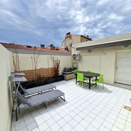 Plein Centre Appartement Climatise Et Spacieux Avec Grande Terrasse Sur Le Toit A Νίκαια Εξωτερικό φωτογραφία