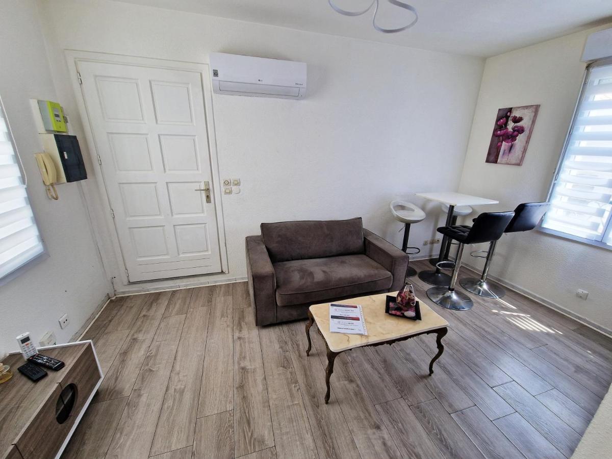 Plein Centre Appartement Climatise Et Spacieux Avec Grande Terrasse Sur Le Toit A Νίκαια Εξωτερικό φωτογραφία